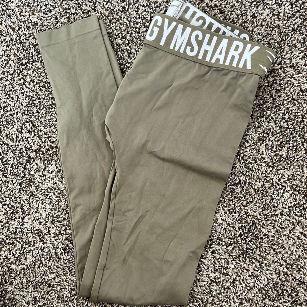 Gymshark light olive green compression leggings size small